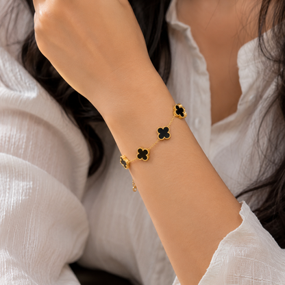 Lunére Black Clover Bracelet