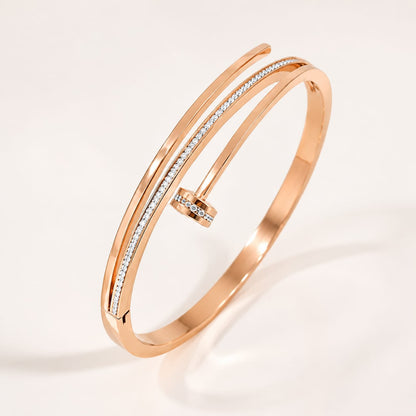 Nail Diamond Bracelet