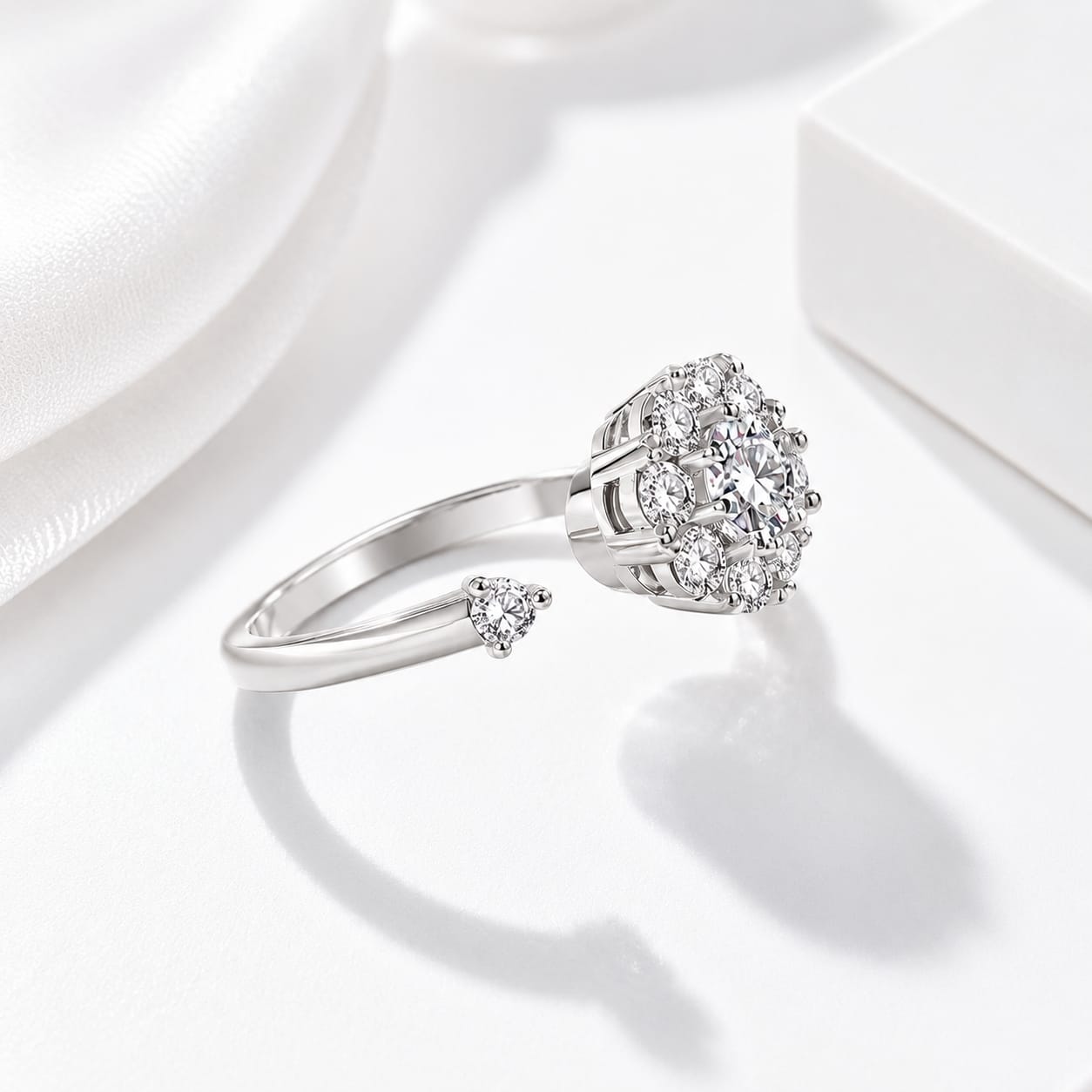 360° Rotating Diamond Ring