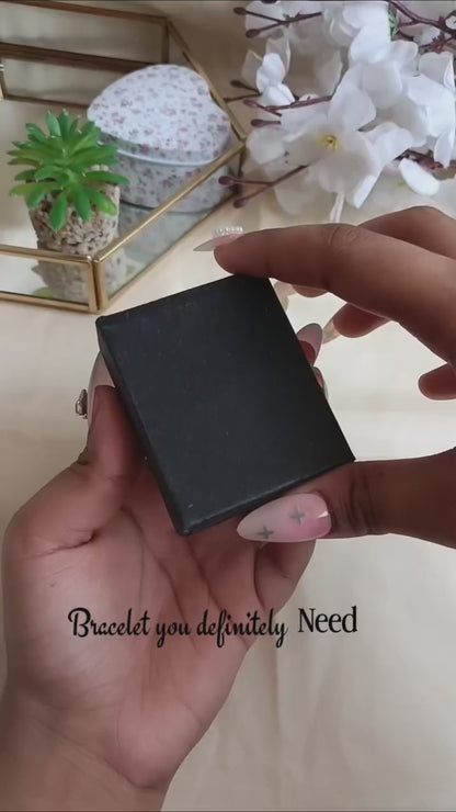 Lunére Black Clover Bracelet